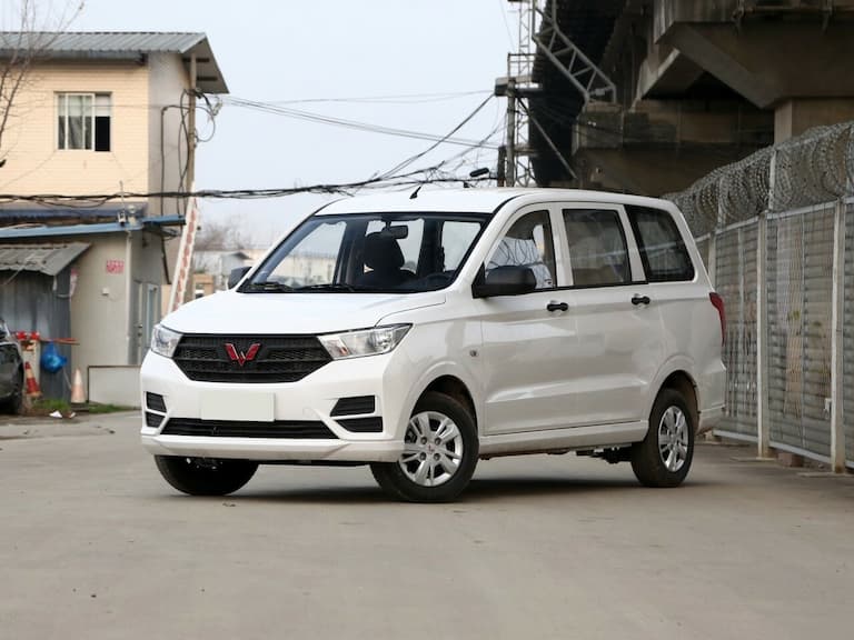 WULING Hongguang S