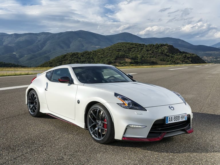 NISSAN 370Z