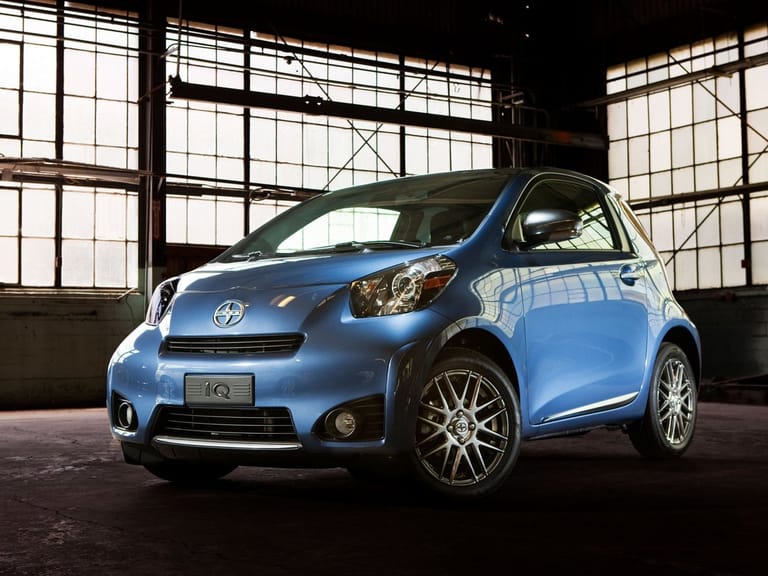 SCION iQ