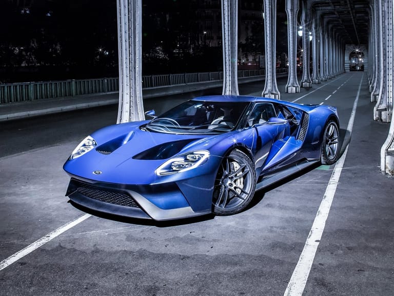 FORD GT