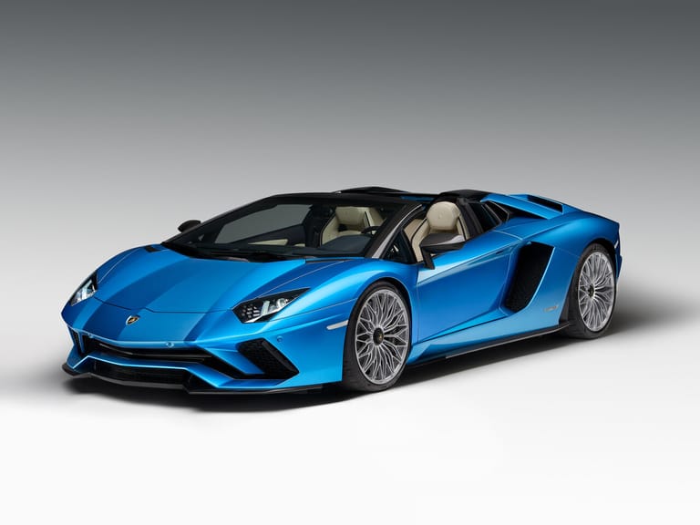 LAMBORGHINI Aventador