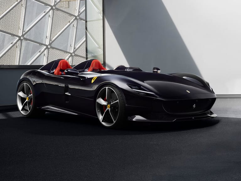 FERRARI Monza SP 