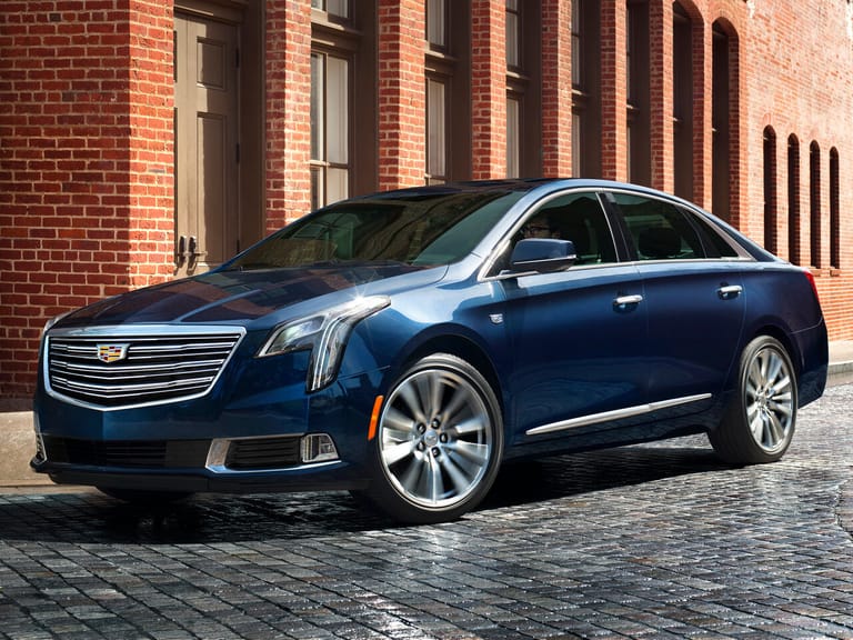 CADILLAC XTS