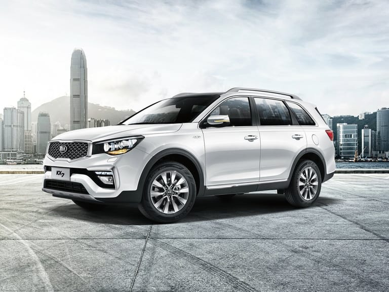 KIA KX7