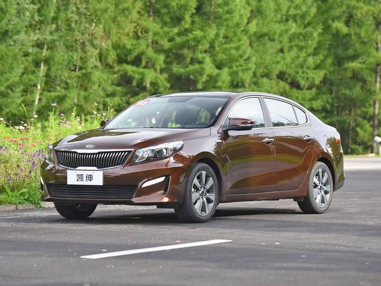 KIA Cachet