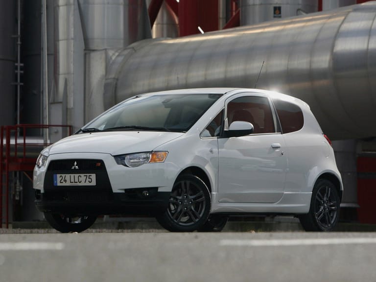 MITSUBISHI Colt VI (Z30) Рестайлинг