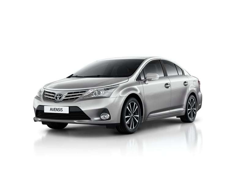 TOYOTA Avensis III Рестайлинг